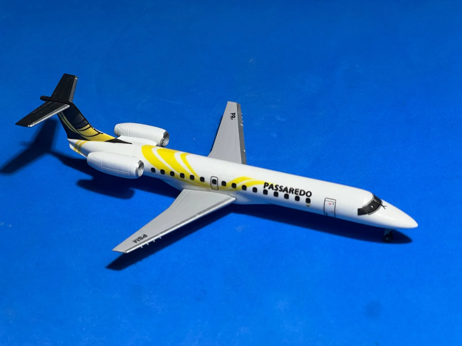 Embraer 145 Passaredo PR-PSM