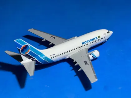 Boeing 737-500 Nordeste PT-MNC