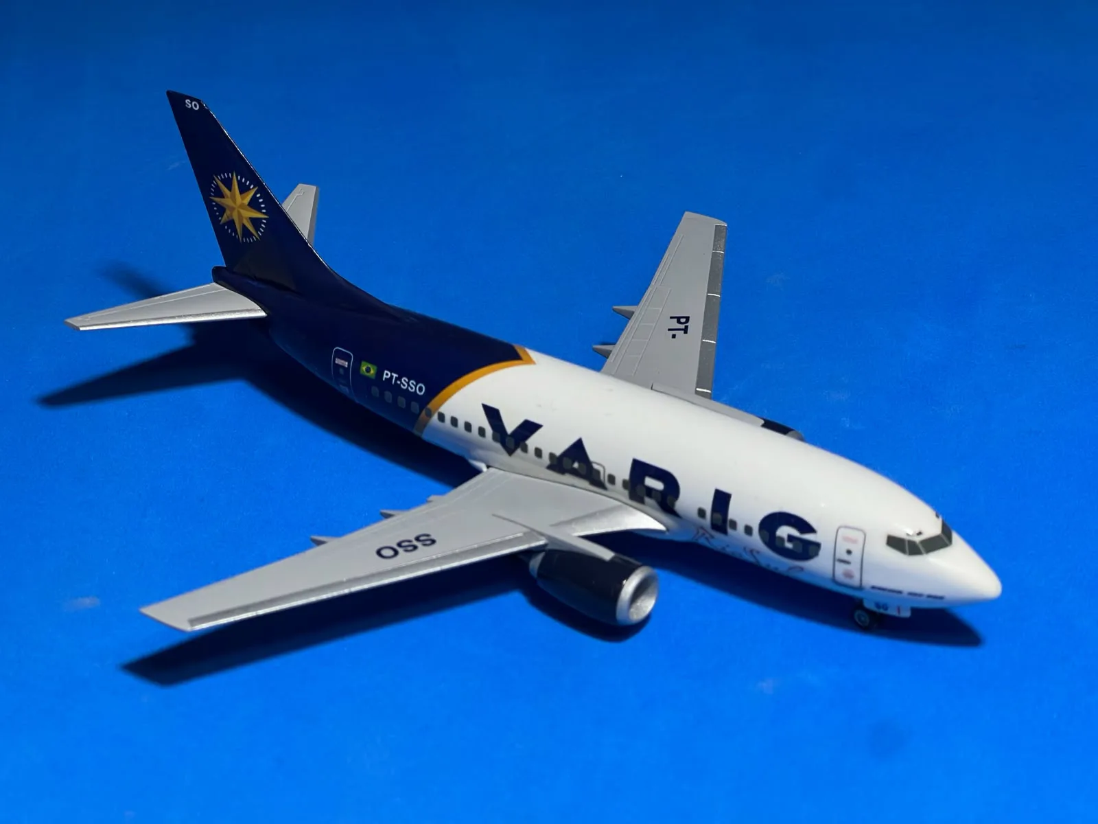 Boeing 737-500 Varig PT-SSO